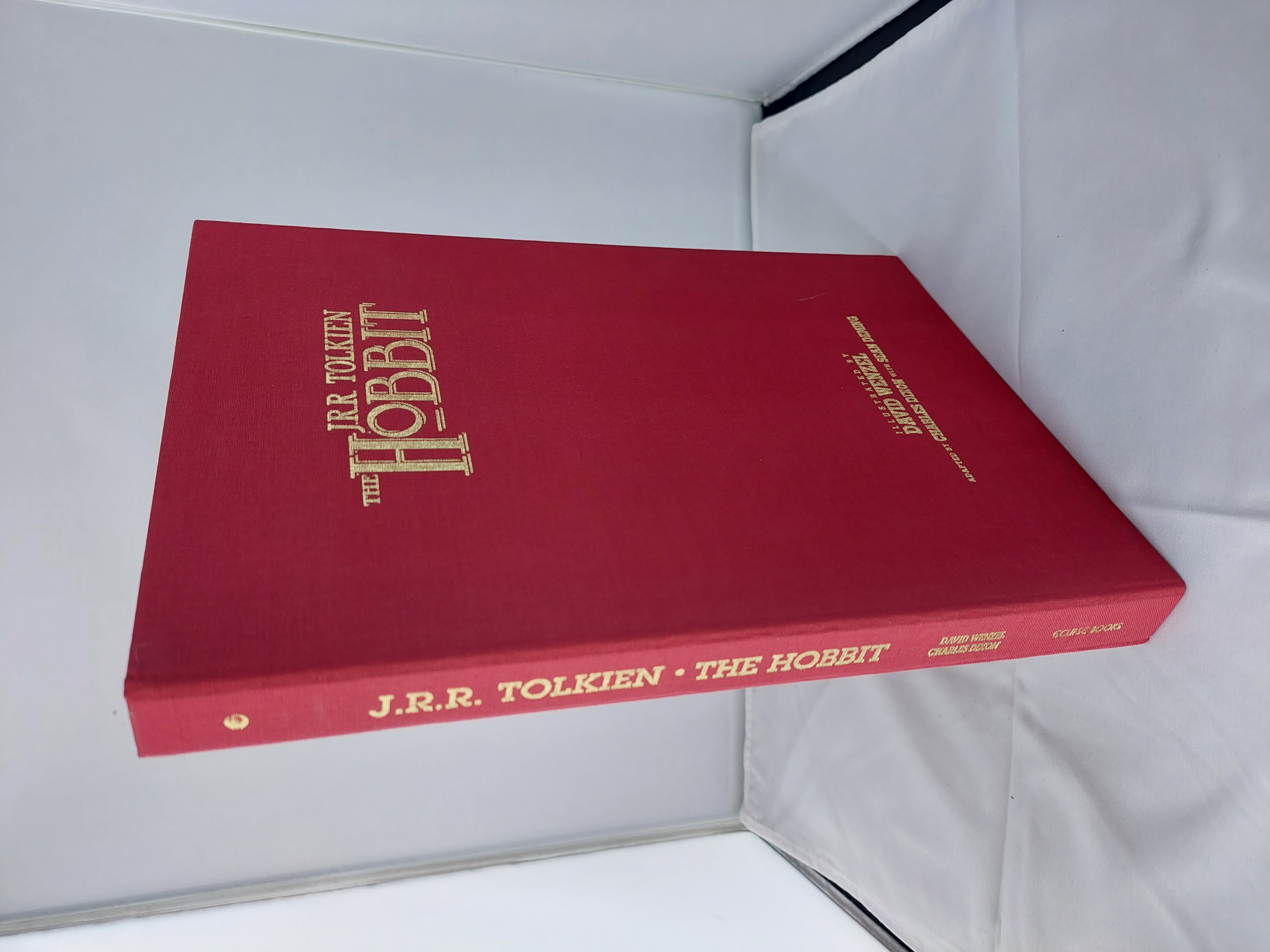 The Hobbit Graphic Novel by J.R.R. Tolkien – Limited Signed Edition (1990) by David Wenzel